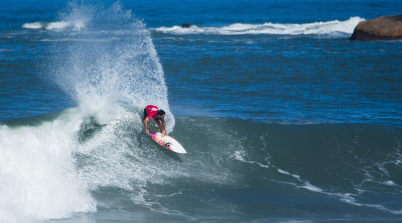 Competição que reuniu os melhores surfistas do Sul do Brasil consagrou Willian Cardoso campeão da segunda etapa do circuito Abrasp 2017