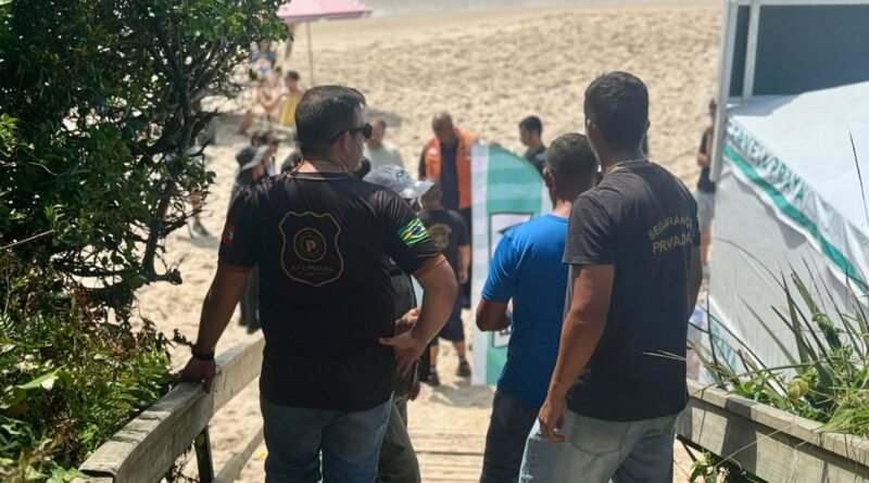 Prefeitura Municipal realiza operação Guardiões da Lei na Praia do Rosa