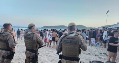 Secretaria Municipal de Segurança Pública realiza operação contra uso de caixas de som na Praia do Rosa Norte